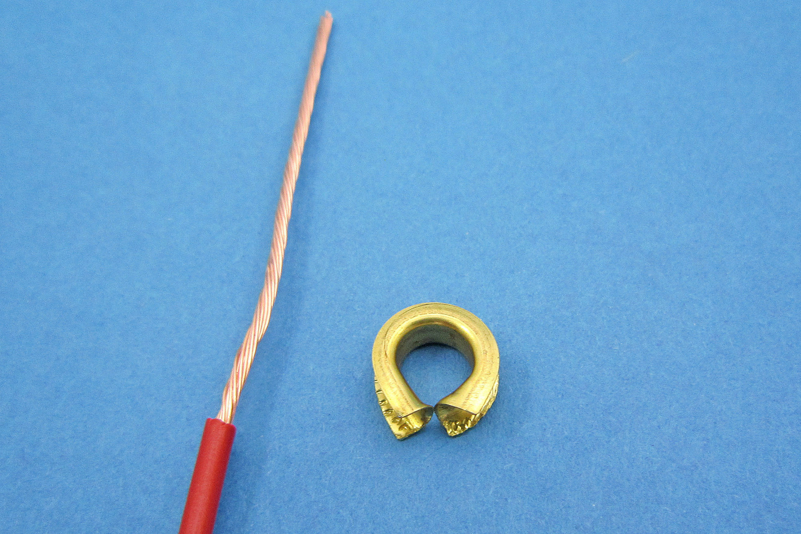 Terminals & Connectors > Non-insulated & Insulators - Cable Eyelets ...