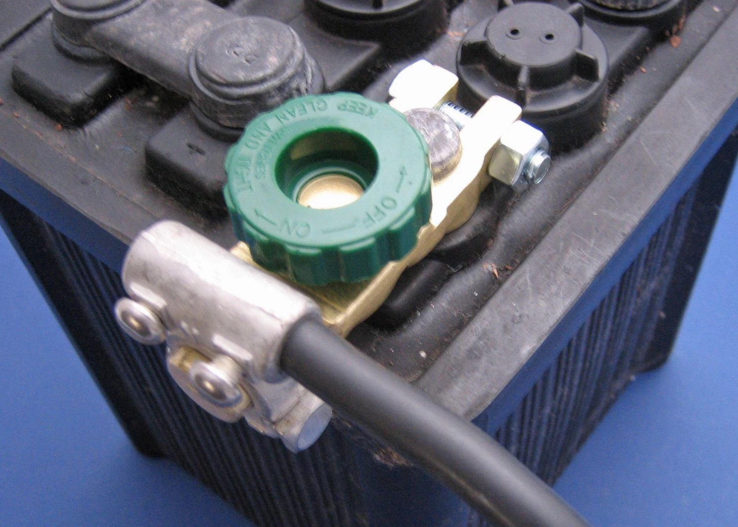 Switches > Battery Isolator Switches - Quick disconnect battery ...