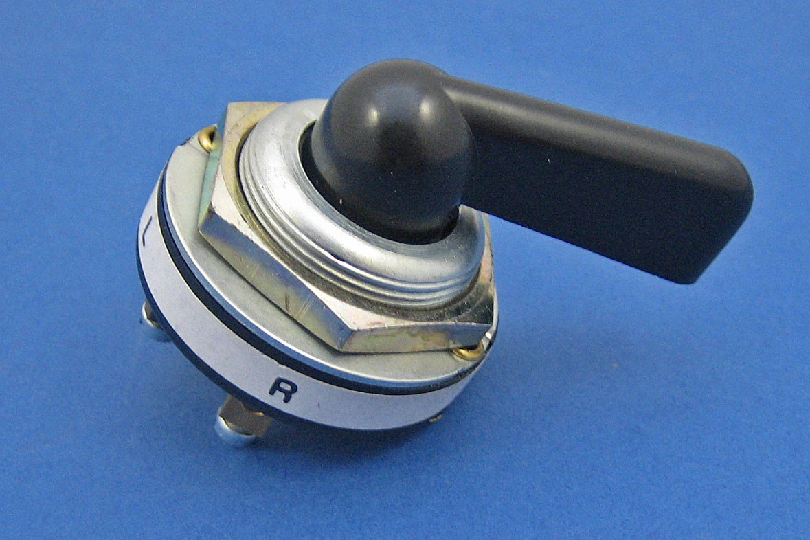 Switches > Indicator Switches - Rotary switch - black plastic lever ...