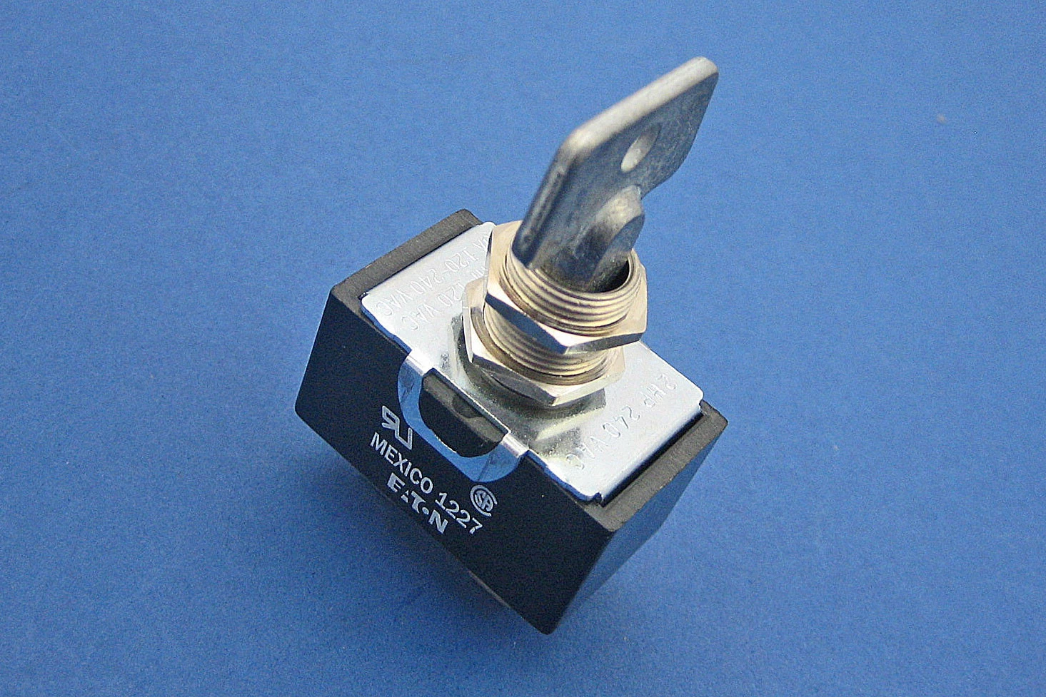 Switches > Key Switches - Key switch - On/Off, Double pole - Auto ...