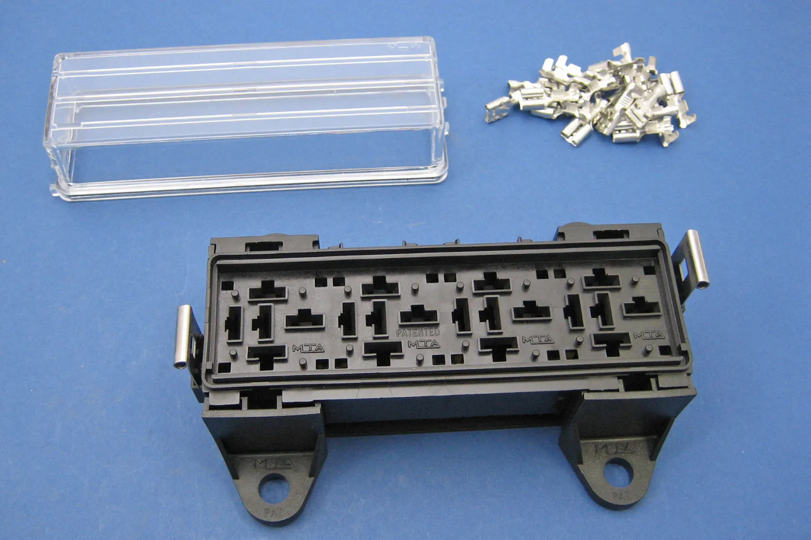 Relays > Relay Sockets & Boxes - Relay Box - Auto Electric Supplies Website