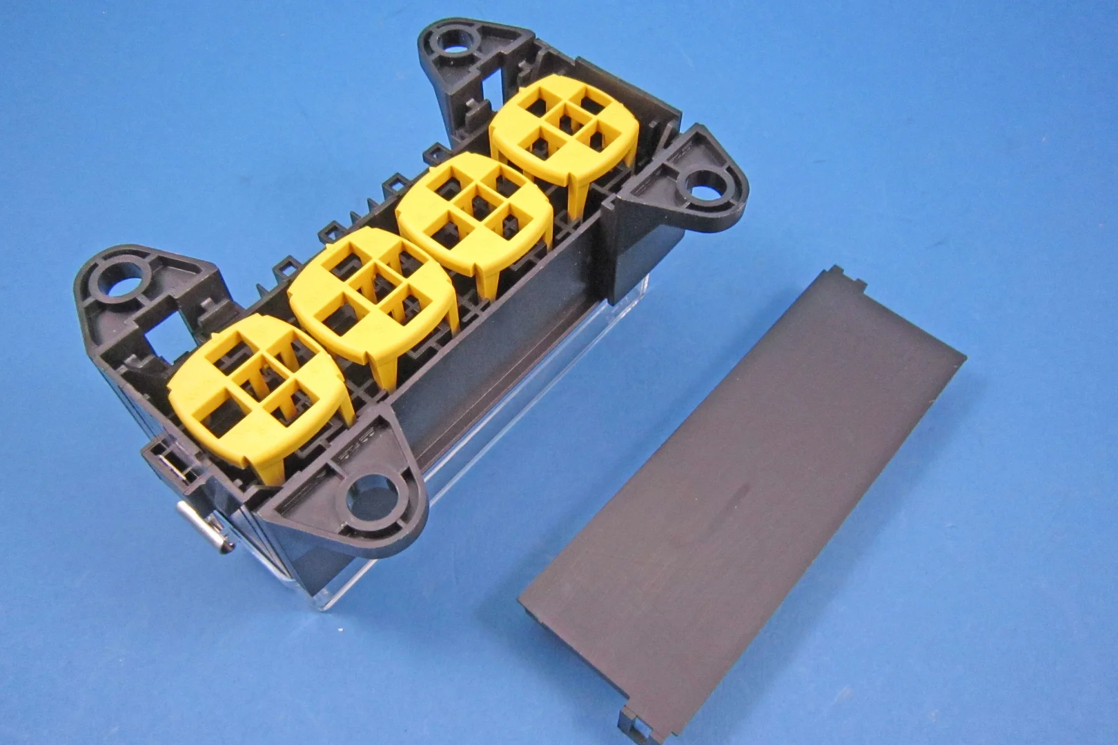 Relays > Relay Sockets & Boxes - Relay Box - Auto Electric Supplies Website