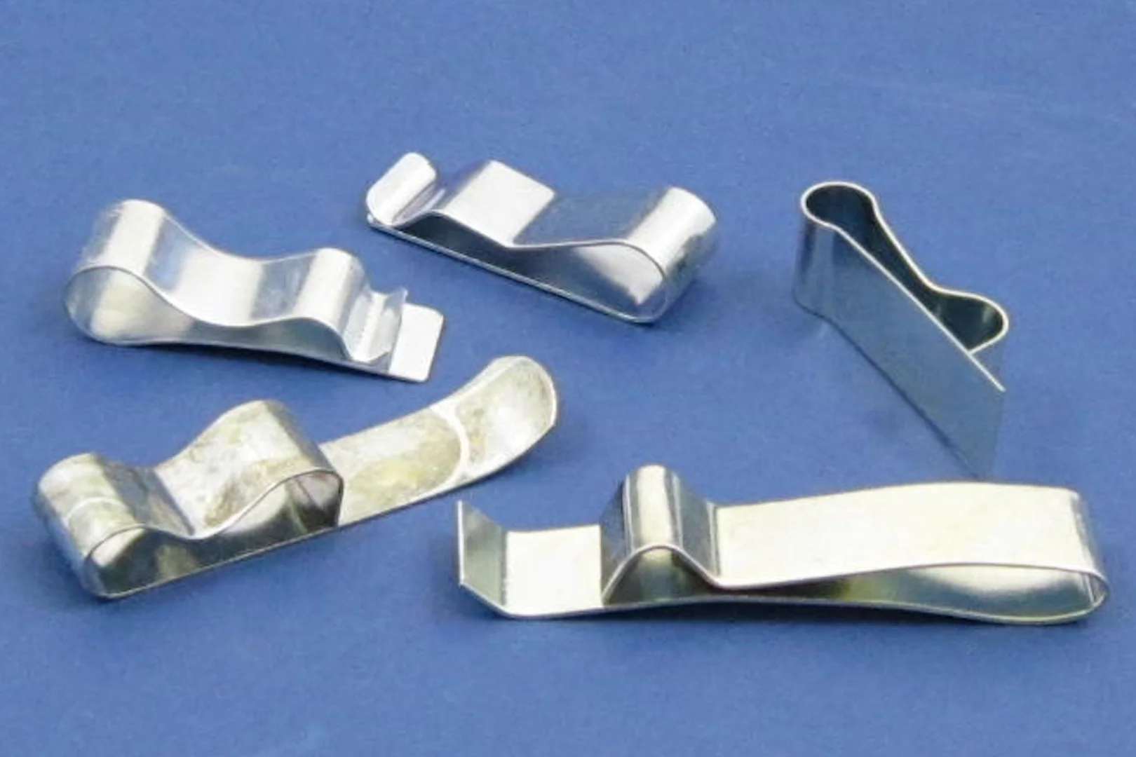 Cable Accessories > Cable fixing - Chassis Clips - Clip-On (Large ...