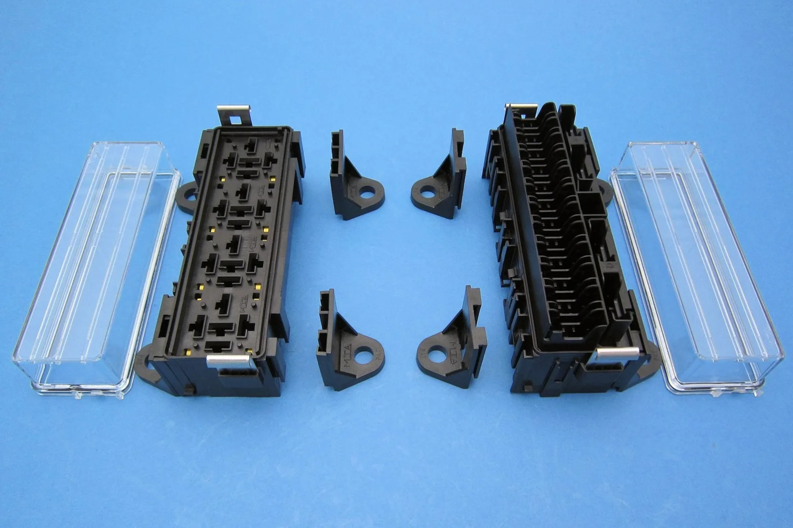 Relays > Relay Sockets & Boxes - Relay Box - Auto Electric Supplies Website