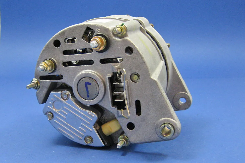 LUCAS A127 Typer Alternator *LINKERHAND* LH 12V 75AMP LUCAS A127 Typer Alternator *LINKERHAND* LH 12V 75AMP