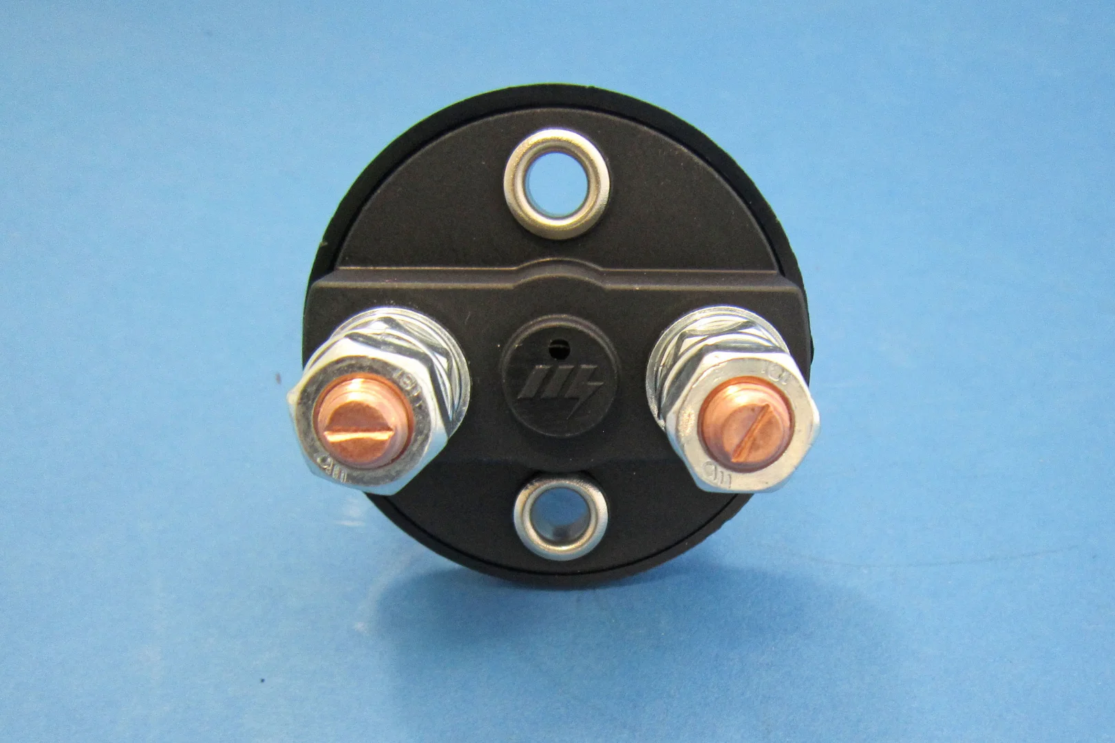 Switches > Battery Isolator Switches - Isolator switch with removable ...