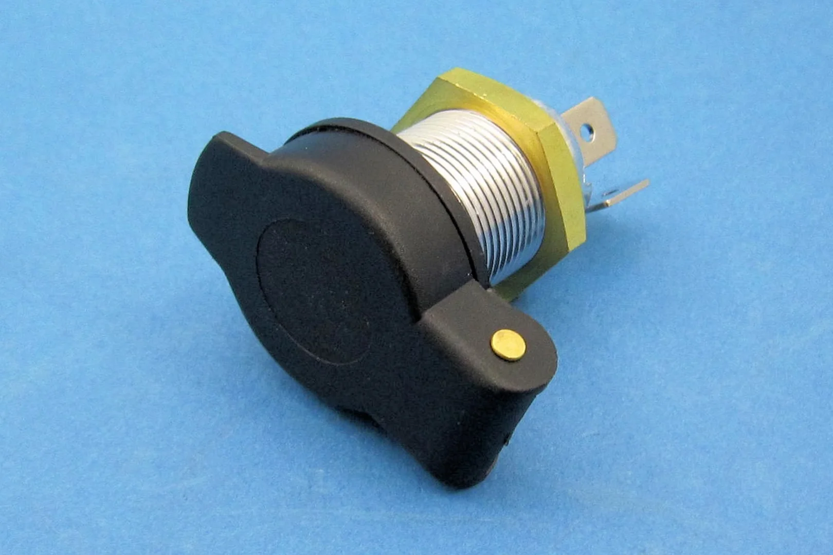 Vehicle Electrical Accessories > DIN Sockets & Plugs - DIN Socket with ...